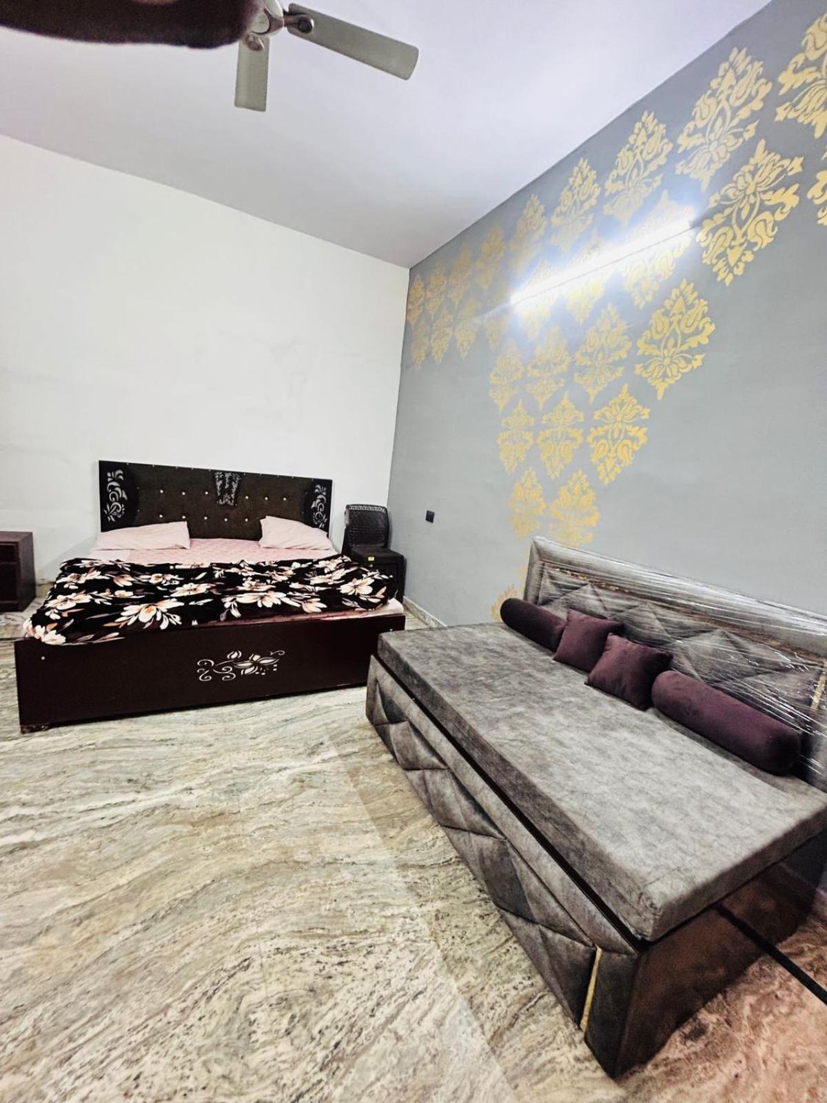 Agrawal Inn Guest House Mathura Kültér fotó