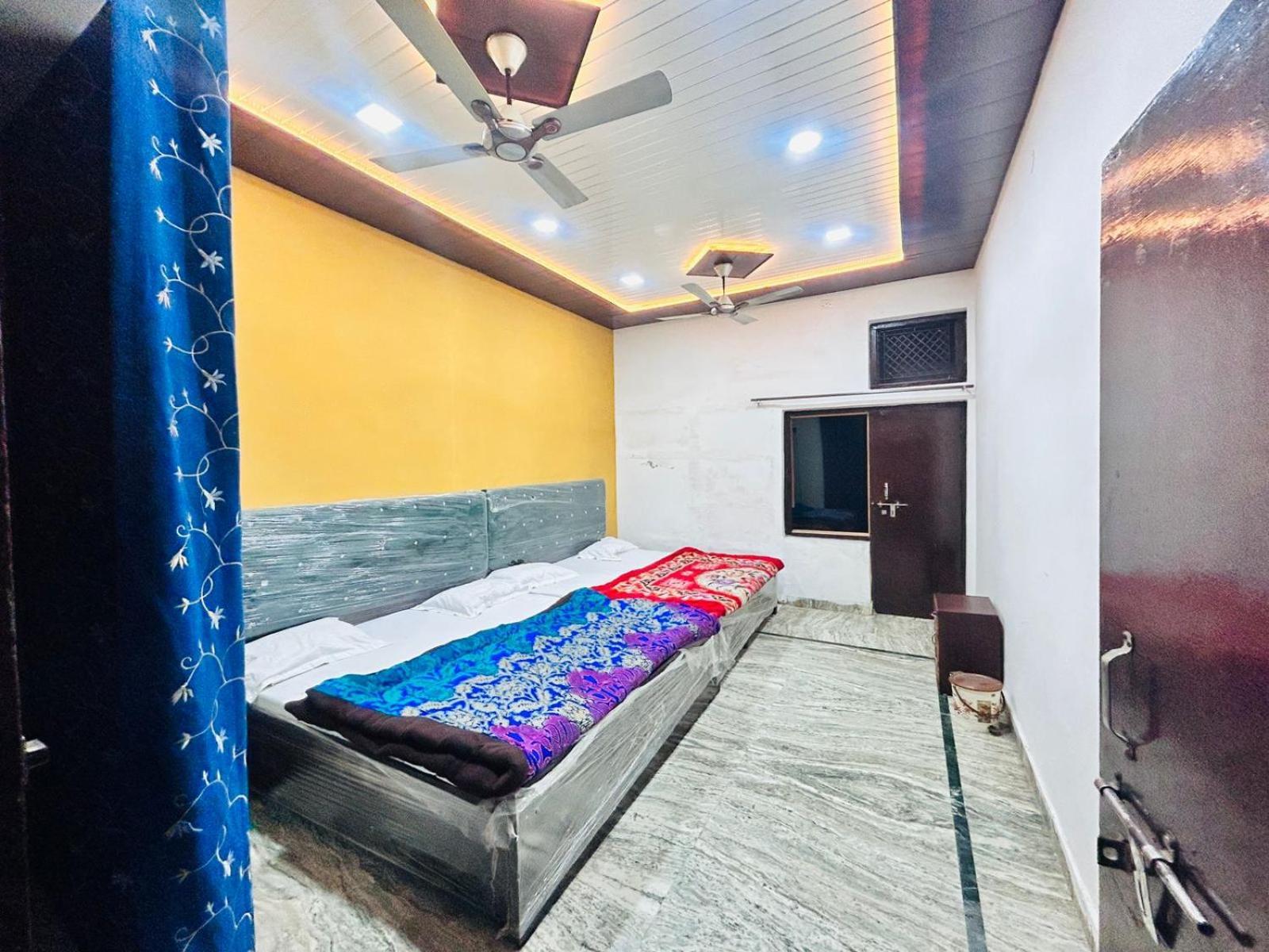 Agrawal Inn Guest House Mathura Kültér fotó